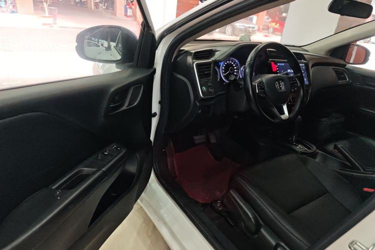Used Honda City 2019 1.5L CVT Dynamic Edition Driver Seat