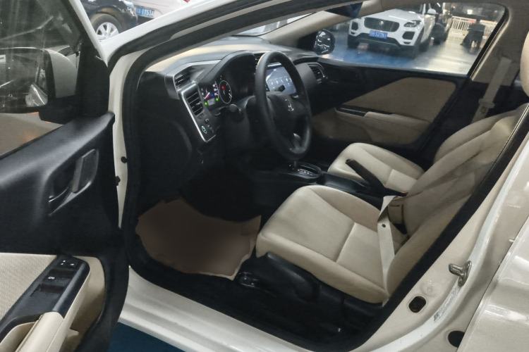 Used Honda City 2019 1.5L CVT Comfort Version Driver Seat