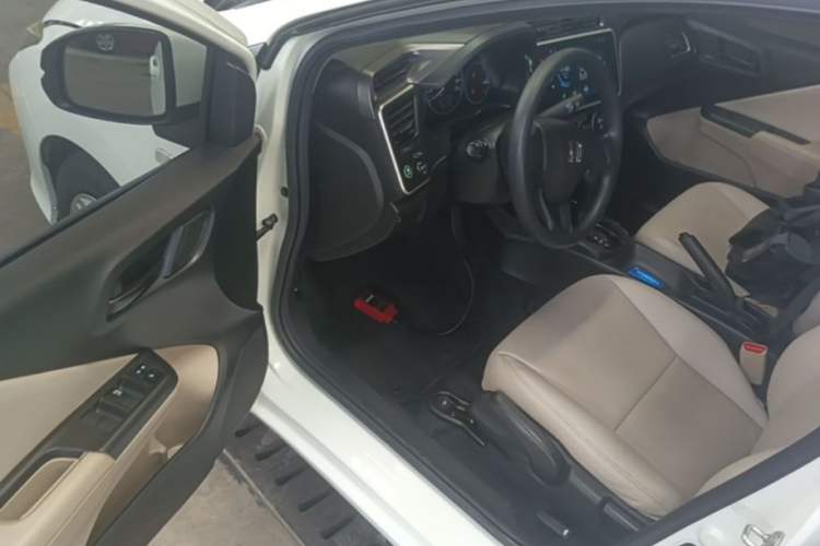 Used Honda City 2019 1.5L CVT Comfort Version Driver Seat
