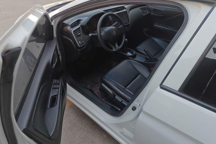 Used Honda City 2019 1.5L CVT Dynamic Edition Driver Seat