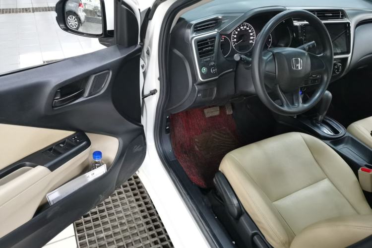 Used Honda City 2019 1.5L CVT Comfort Version Driver Seat