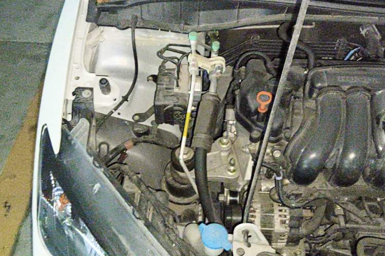 Used Honda City 2019 1.5L CVT Comfort Version Engine Bay Right
