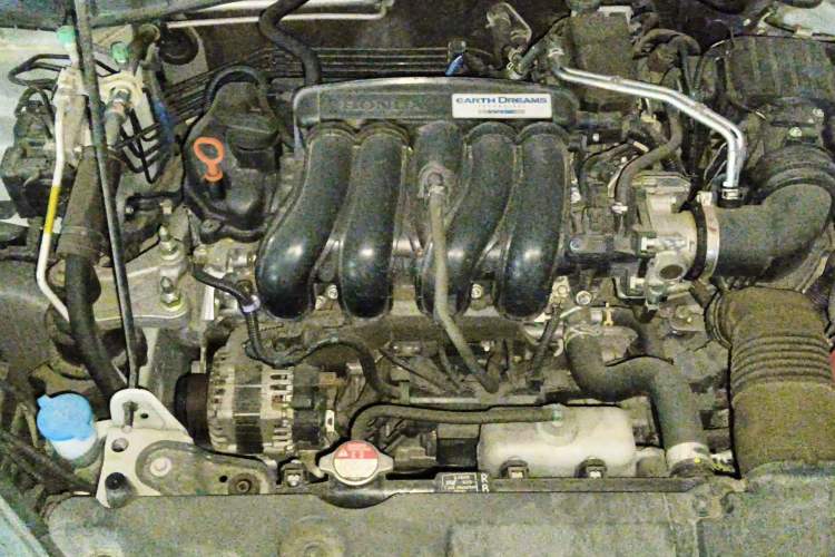 Used Honda City 2019 1.5L CVT Comfort Version Engine Bay