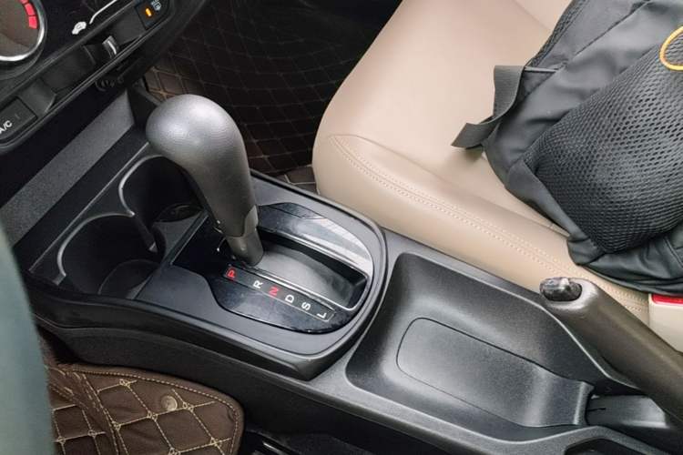 Used Honda City 2019 1.5L CVT Comfort Version Gear Lever
