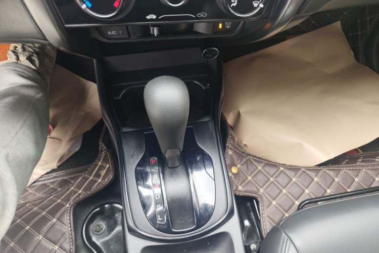 Used Honda City 2019 1.5L CVT Comfort Version Gear Lever