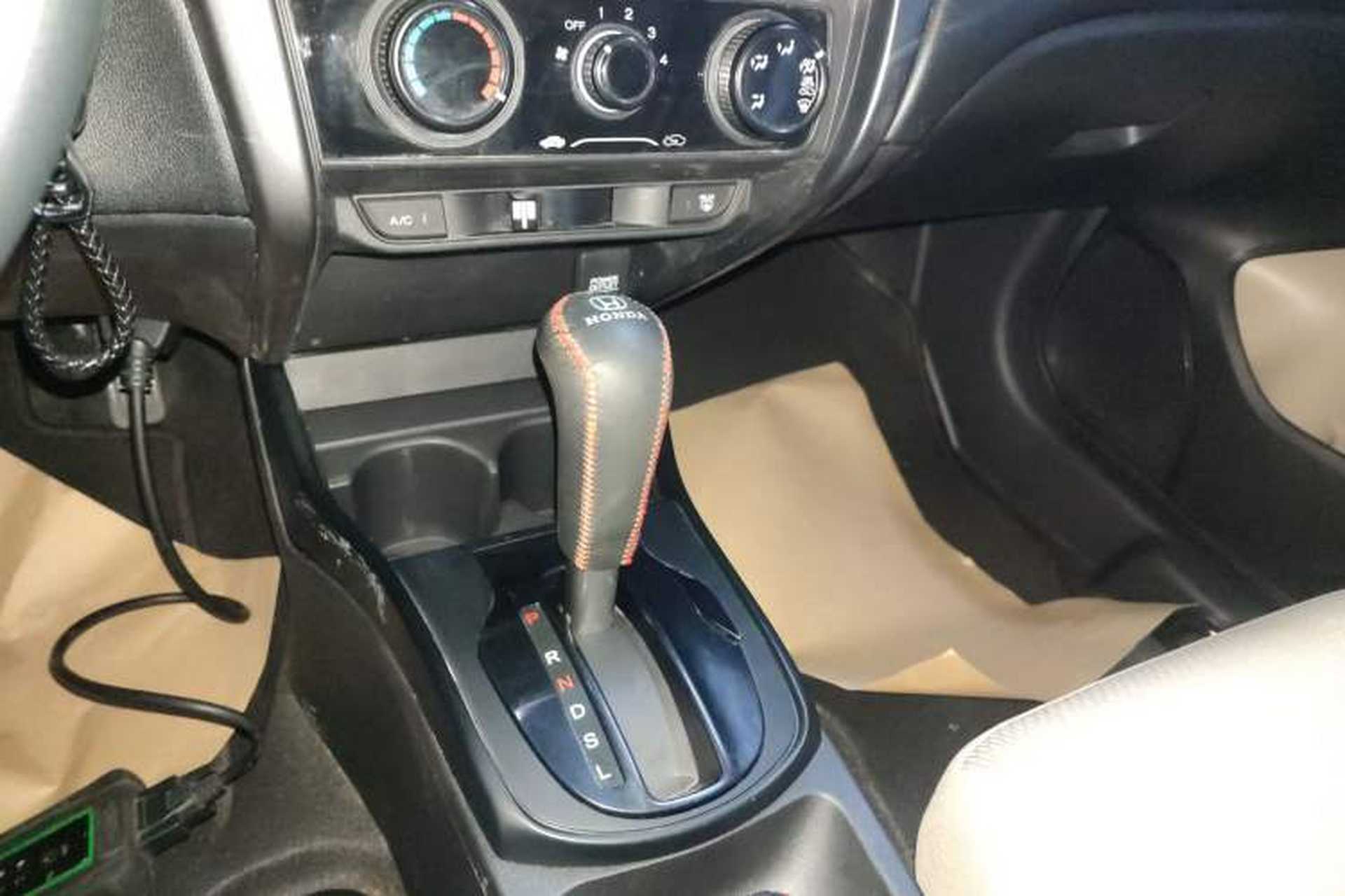 Used Honda City 2019 1.5L CVT Comfort Version Gear Lever