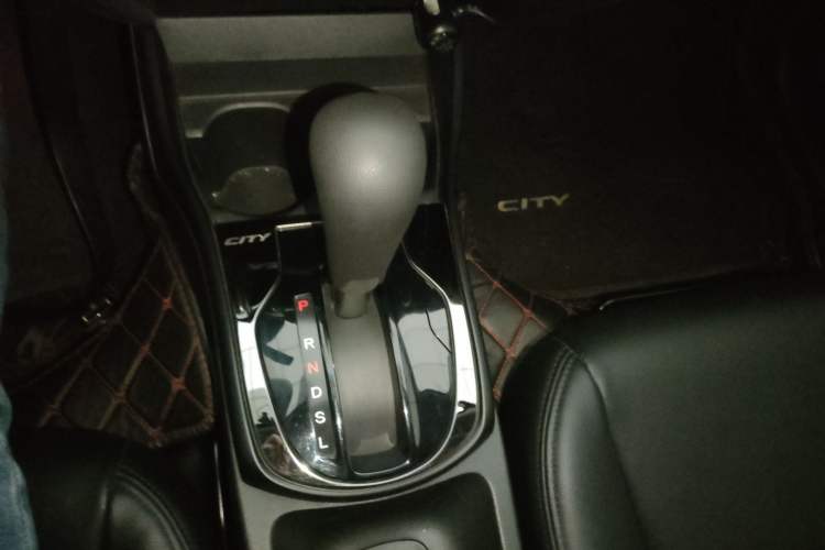 Used Honda City 2019 1.5L CVT Comfort Version Gear Lever