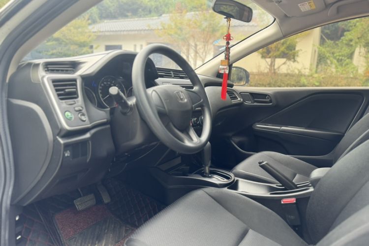 Used Honda City 2019 1.5L CVT Dynamic Edition Interior 2