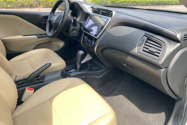 Used Honda City 2019 1.5L CVT Comfort Version Interior 5