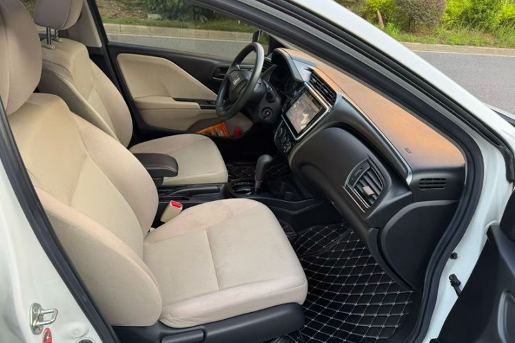 Used Honda City 2019 1.5L CVT Comfort Version Interior 6