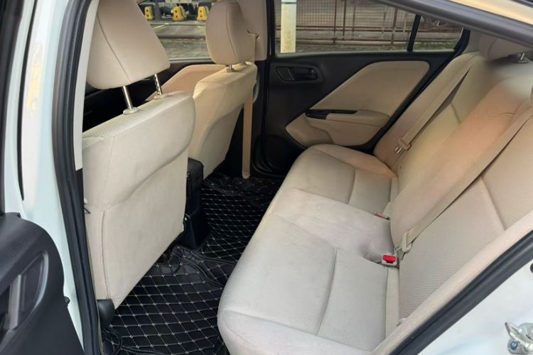 Used Honda City 2019 1.5L CVT Comfort Version Interior 8