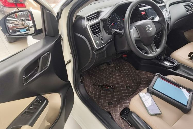 Used Honda City 2019 1.5L CVT Comfort Version Left Front Seat