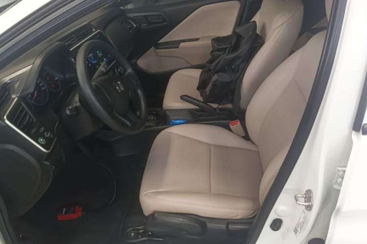Used Honda City 2019 1.5L CVT Comfort Version Left Front Seat