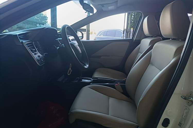 Used Honda City 2019 1.5L CVT Comfort Version Left Front Seat