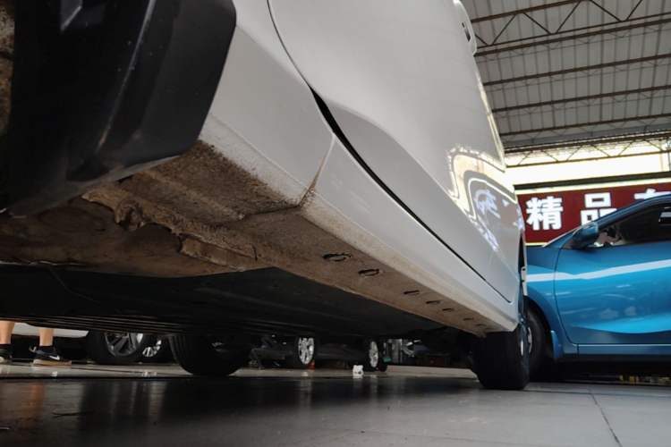 Used Honda City 2019 1.5L CVT Dynamic Edition Left Side Sill