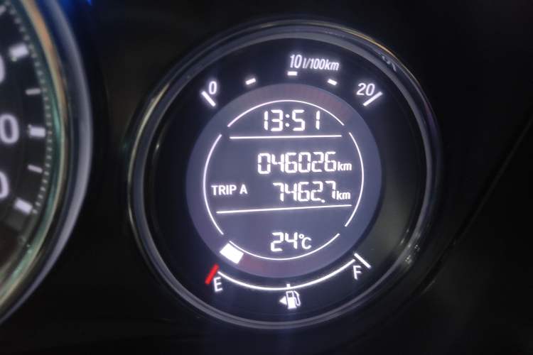 Used Honda City 2019 1.5L CVT Dynamic Edition Odometer Close Up