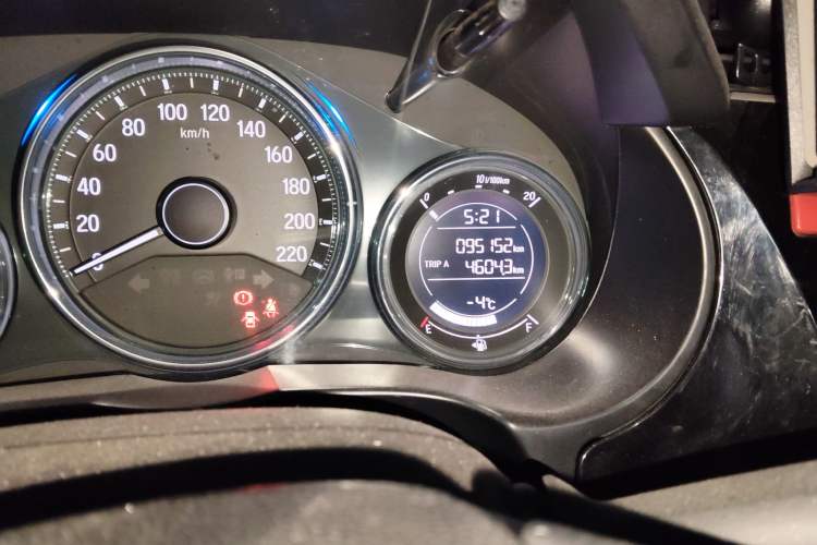 Used Honda City 2019 1.5L CVT Dynamic Edition Odometer Close Up