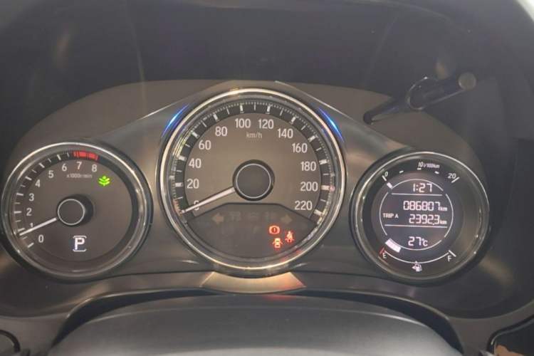 Used Honda City 2019 1.5L CVT Dynamic Edition Odometer Close Up