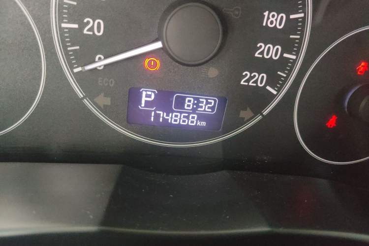 Used Honda City 2019 1.5L CVT Comfort Version Odometer Close Up