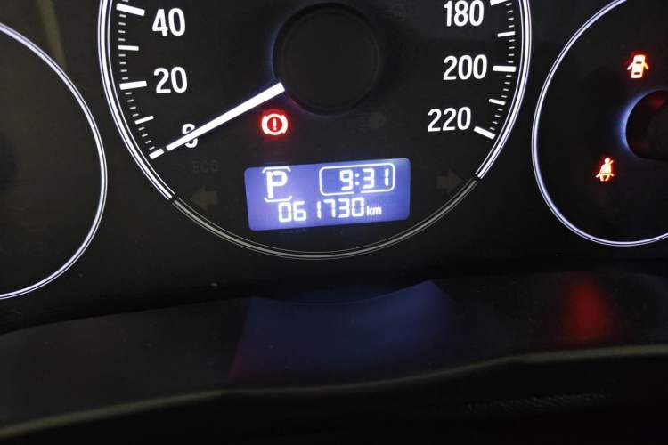Used Honda City 2019 1.5L CVT Comfort Version Odometer Close Up