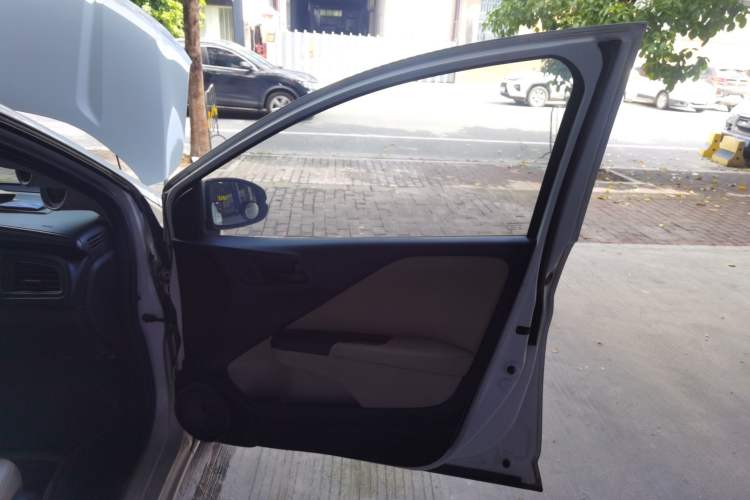 Used Honda City 2019 1.5L CVT Comfort Version Right Front Door Interior