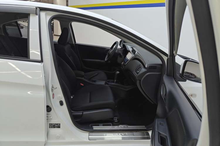 Used Honda City 2019 1.5L CVT Dynamic Edition Right Front Seat