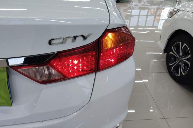 Used Honda City 2019 1.5L CVT Comfort Version Right Rear Taillight