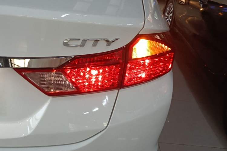 Used Honda City 2019 1.5L CVT Comfort Version Right Rear Taillight