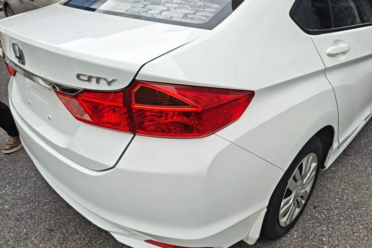 Used Honda City 2019 1.5L CVT Comfort Version Right Rear Taillight