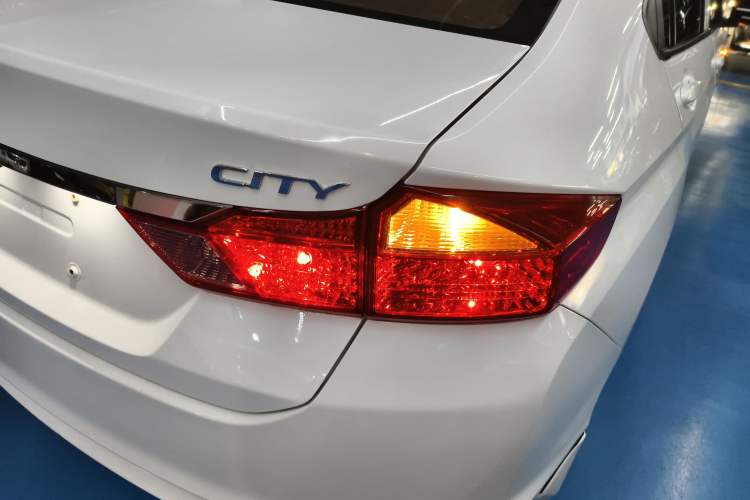 Used Honda City 2019 1.5L CVT Comfort Version Right Rear Taillight