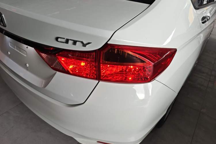 Used Honda City 2019 1.5L CVT Comfort Version Right Rear Taillight