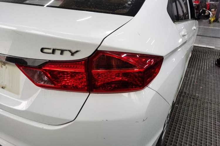 Used Honda City 2019 1.5L CVT Comfort Version Right Rear Taillight