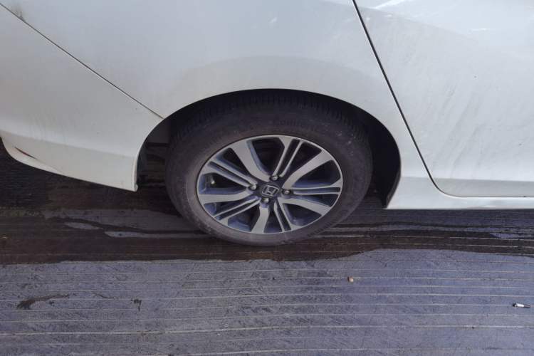 Used Honda City 2019 1.5L CVT Comfort Version Right Rear Wheel Hub