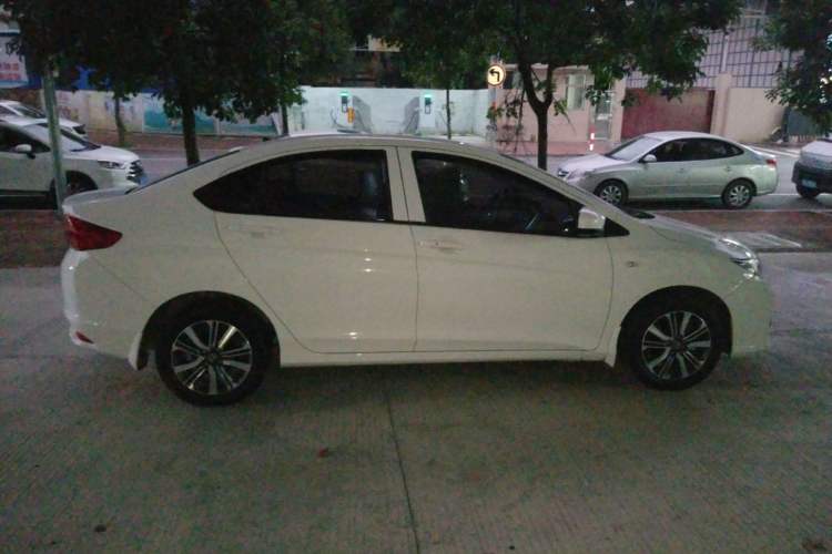 Used Honda City 2019 1.5L CVT Dynamic Edition Right Side