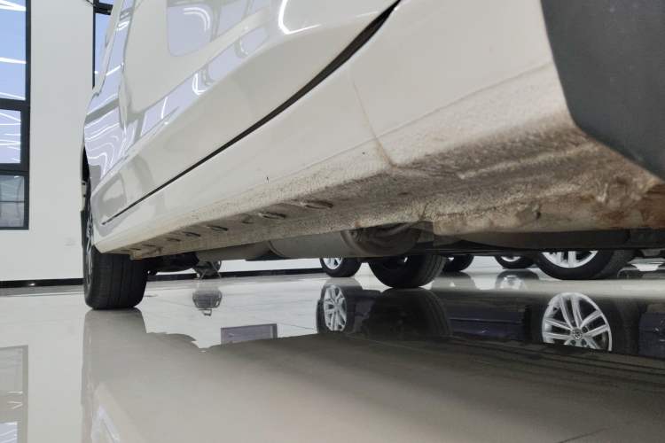 Used Honda City 2019 1.5L CVT Comfort Version Right Side Sill