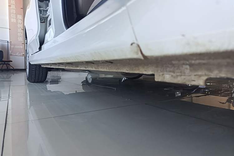Used Honda City 2019 1.5L CVT Comfort Version Right Side Sill