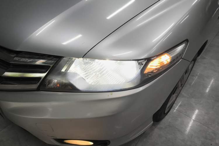 Used Honda City Classic 2012 1.5L manual Comfort version Left Front Headlight