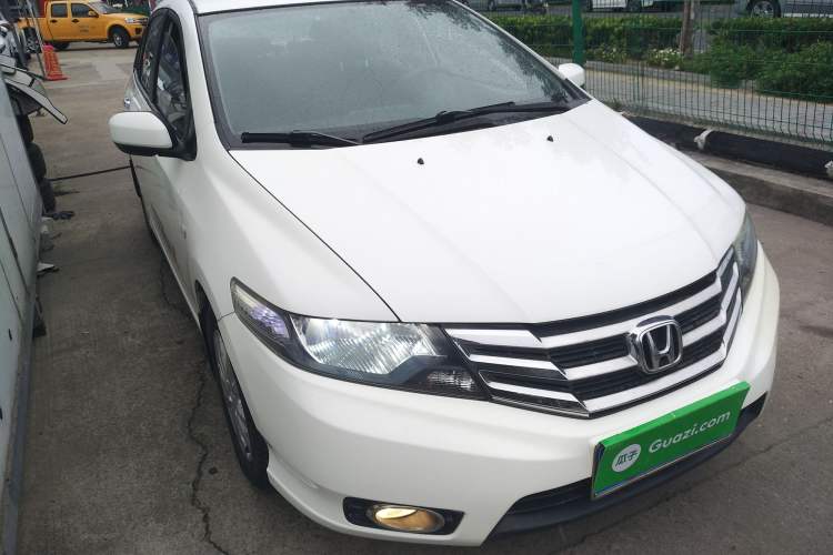 Used Honda City Classic 2012 1.5L Automatic Elite Edition Front Right 45 Deg