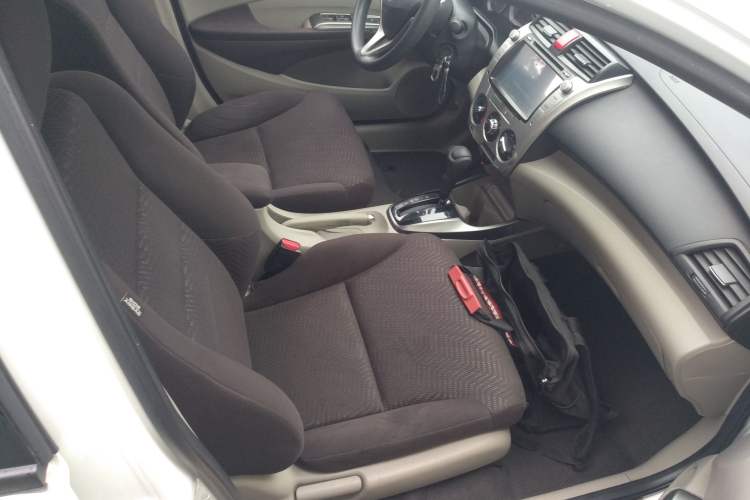 Used Honda City Classic 2012 1.5L Automatic Elite Edition Right Front Seat