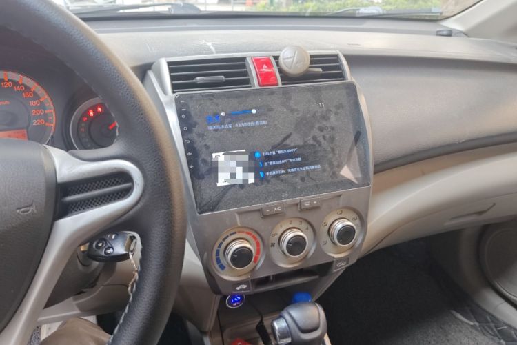Used Honda City Classic 2008 1.5L Automatic Elite Edition Audio And AC Panel