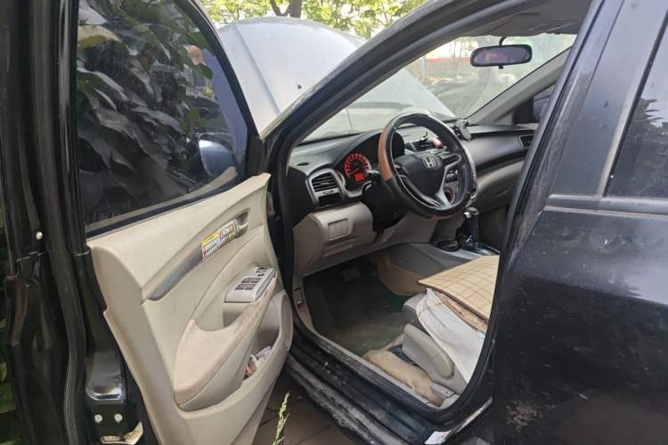 Used Honda City Classic 2008 1.5L Automatic Elite Edition Driver Seat