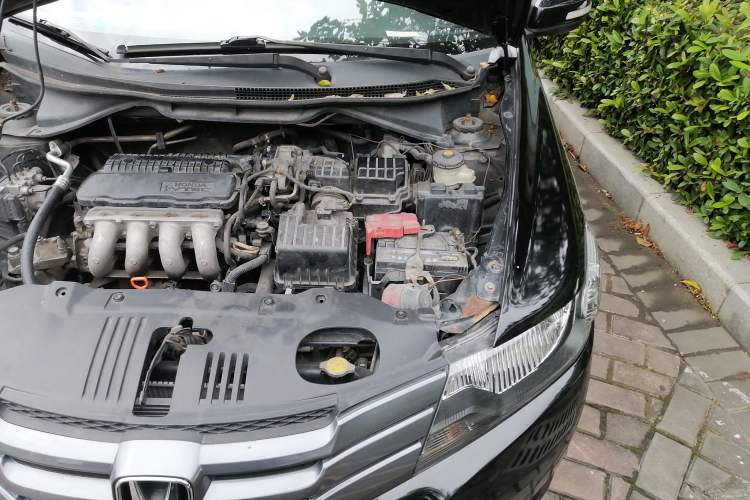 Used Honda City Classic 2008 1.5L Automatic Elite Edition Engine Bay Left