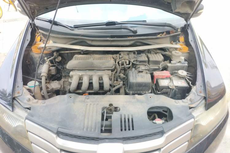 Used Honda City Classic 2008 1.5L Automatic Elite Edition Engine Bay