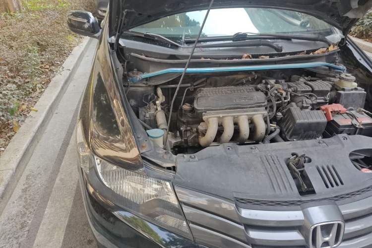 Used Honda City Classic 2008 1.5L Automatic Elite Edition Engine Bay Right