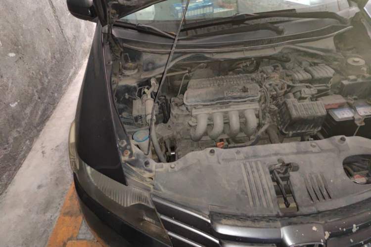 Used Honda City Classic 2008 1.5L manual Elite Edition Engine Bay Right