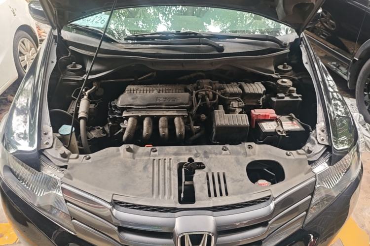 Used Honda City Classic 2008 1.5L Automatic Elite Edition Engine Bay