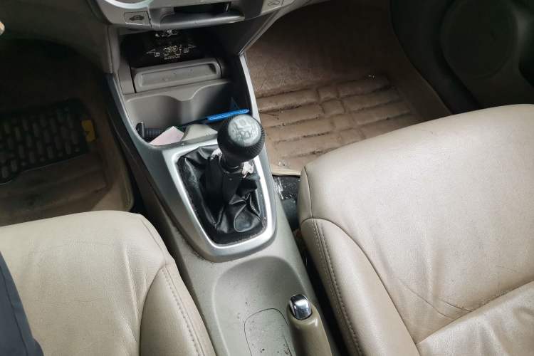 Used Honda City Classic 2008 1.5L manual Elite Edition Gear Lever