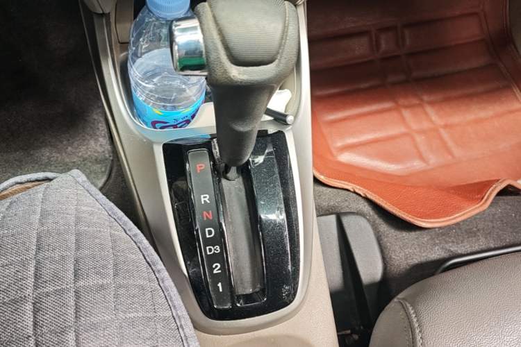 Used Honda City Classic 2008 1.5L Automatic Elite Edition Gear Lever