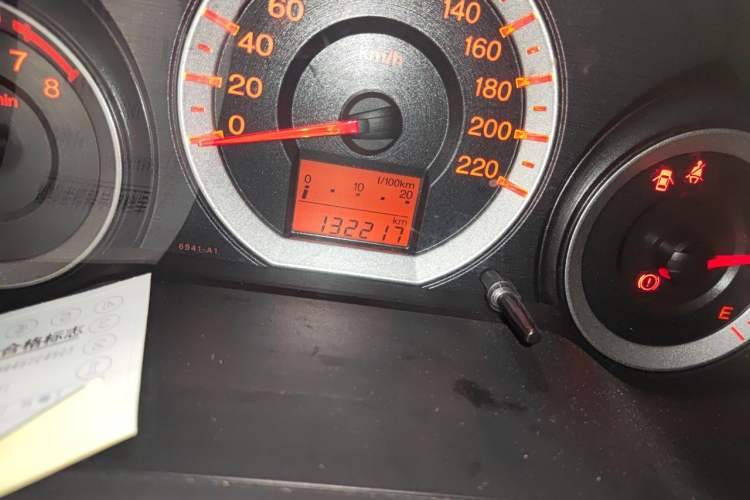 Used Honda City Classic 2008 1.5L manual Elite Edition Odometer Close Up