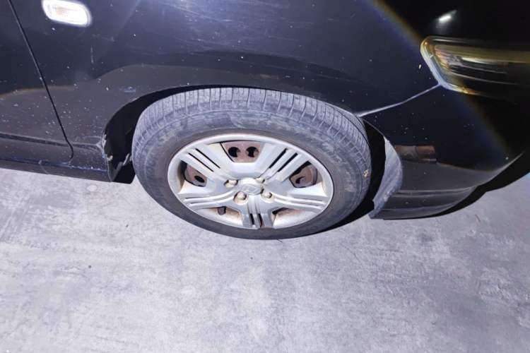 Used Honda City Classic 2008 1.5L manual Elite Edition Right Front Wheel Hub